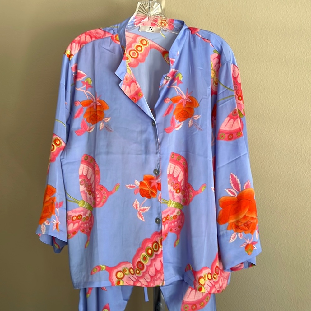 NATORI butterfly pajama set
